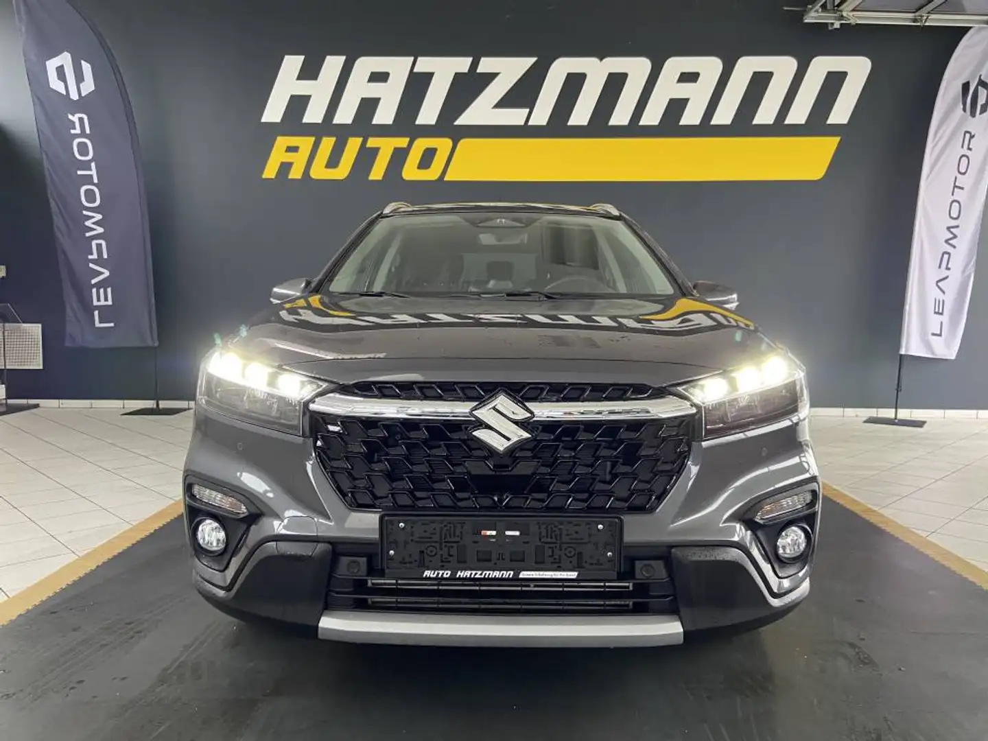 Suzuki S-Cross S-CROSS Shine 1,4 129PS Allraad 6G Schalter Grau - 1