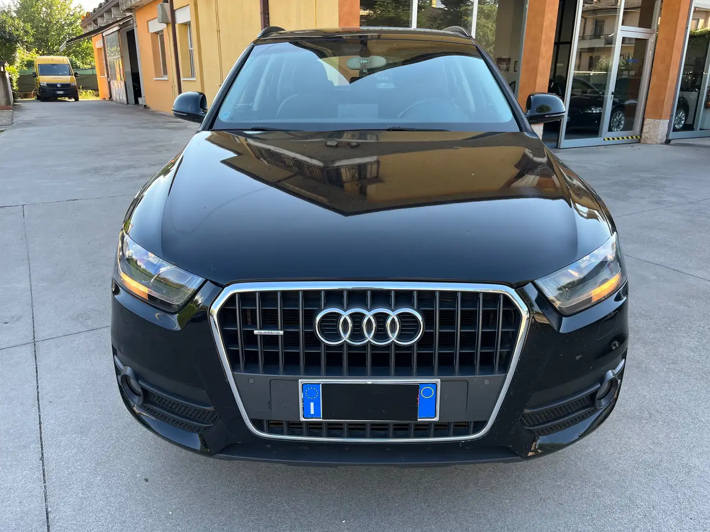 Audi Q3 2.0 tdi Business Plus quattro 140cv s-tronic Nero - 2