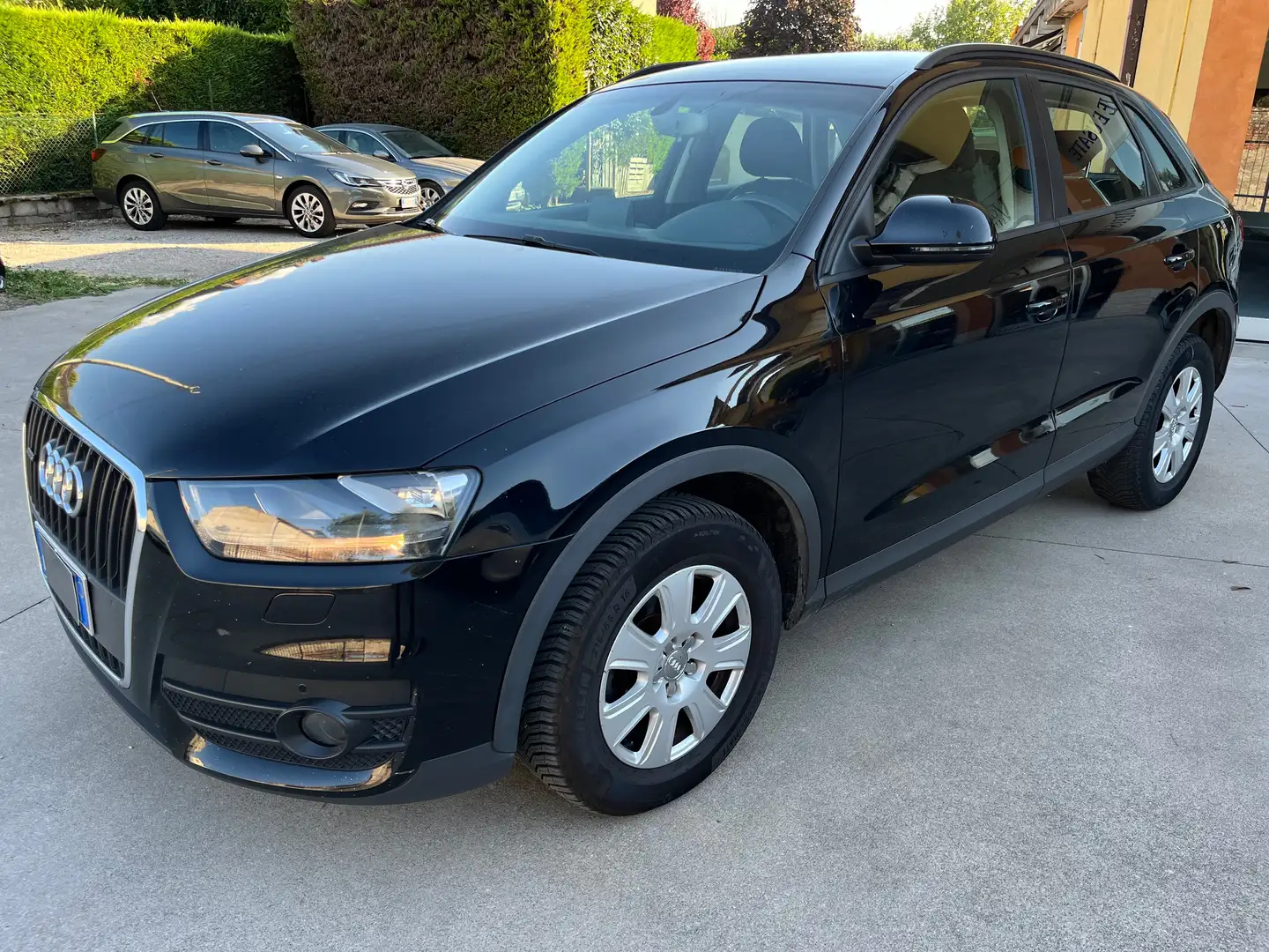 Audi Q3 2.0 tdi Business Plus quattro 140cv s-tronic Nero - 1