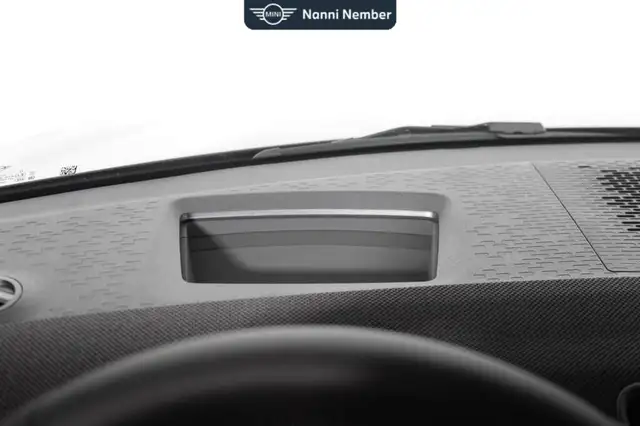 Mini Countryman view 9