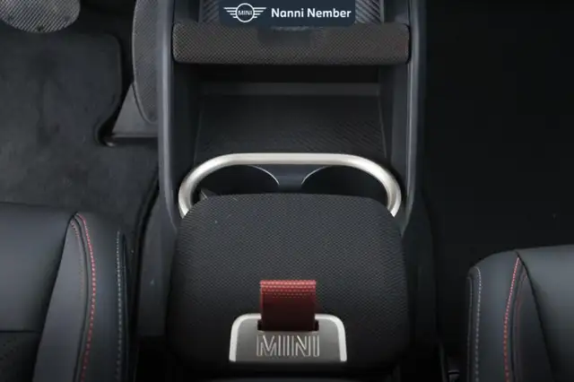 Mini Countryman view 13