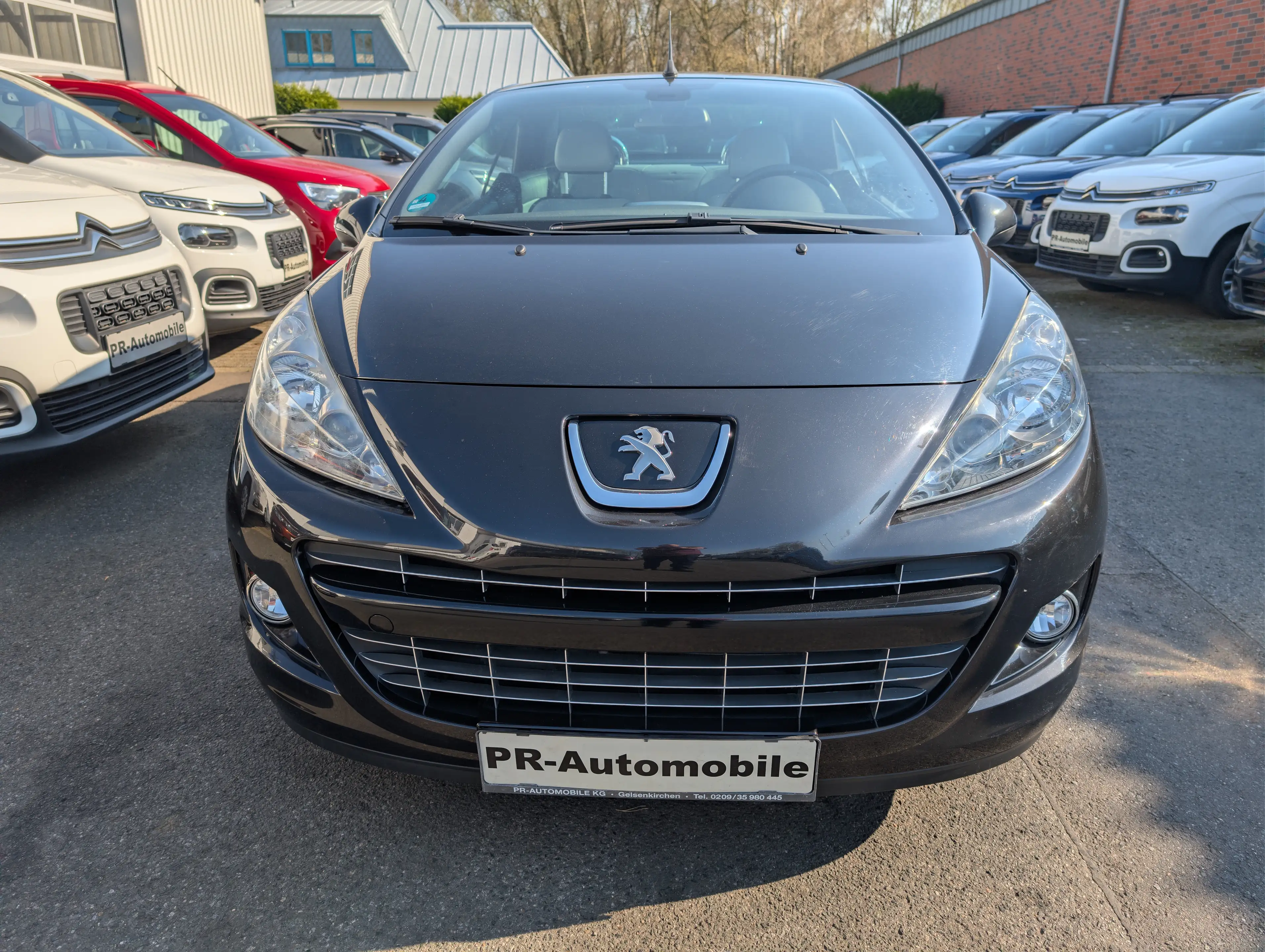 Peugeot 207 207 CC 120 VTi Roland Garros Klimaaut/Leder/Alu17" — photo 2