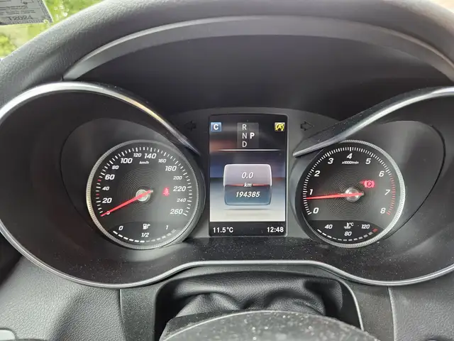 Mercedes-Benz GLC view 8