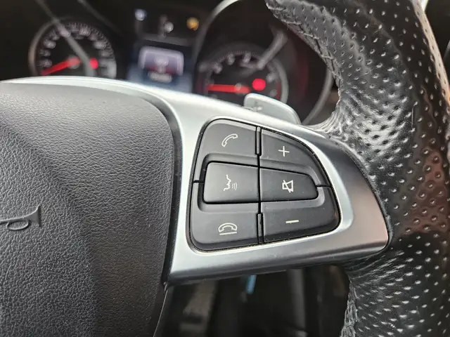 Mercedes-Benz GLC view 20