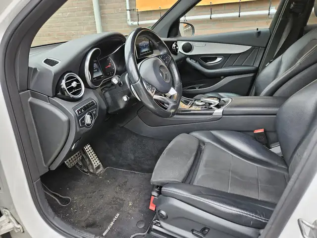 Mercedes-Benz GLC view 5
