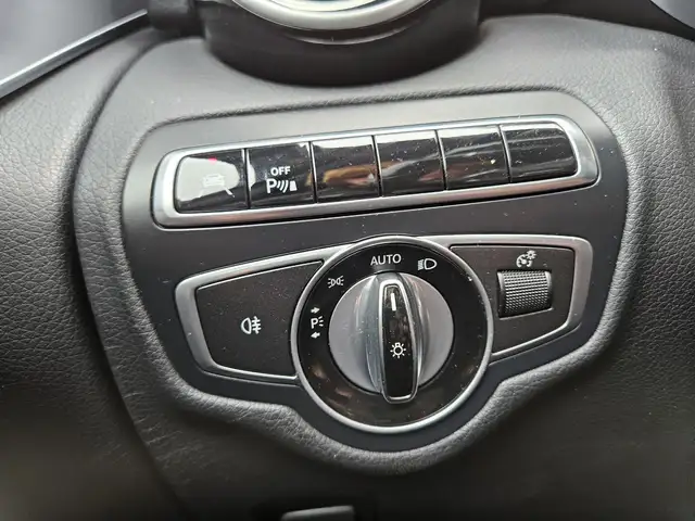 Mercedes-Benz GLC view 22