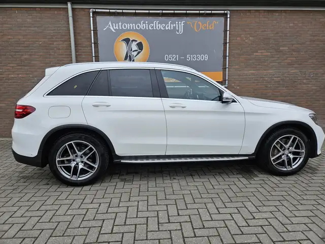 Mercedes-Benz GLC view 30