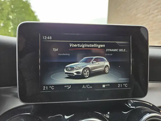 Mercedes-Benz GLC view 13
