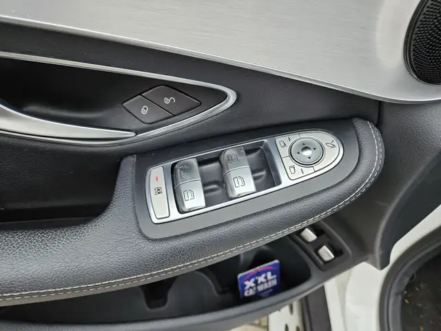 Mercedes-Benz GLC view 6