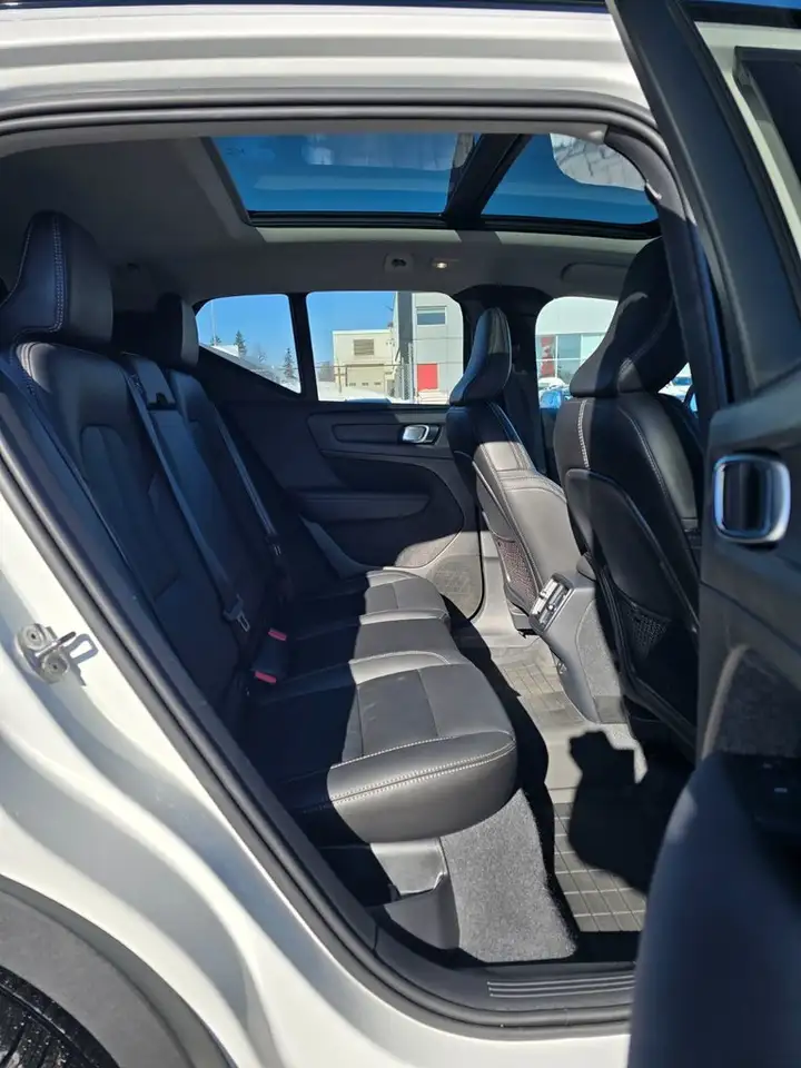 Volvo XC40 снимка Volvo XC40