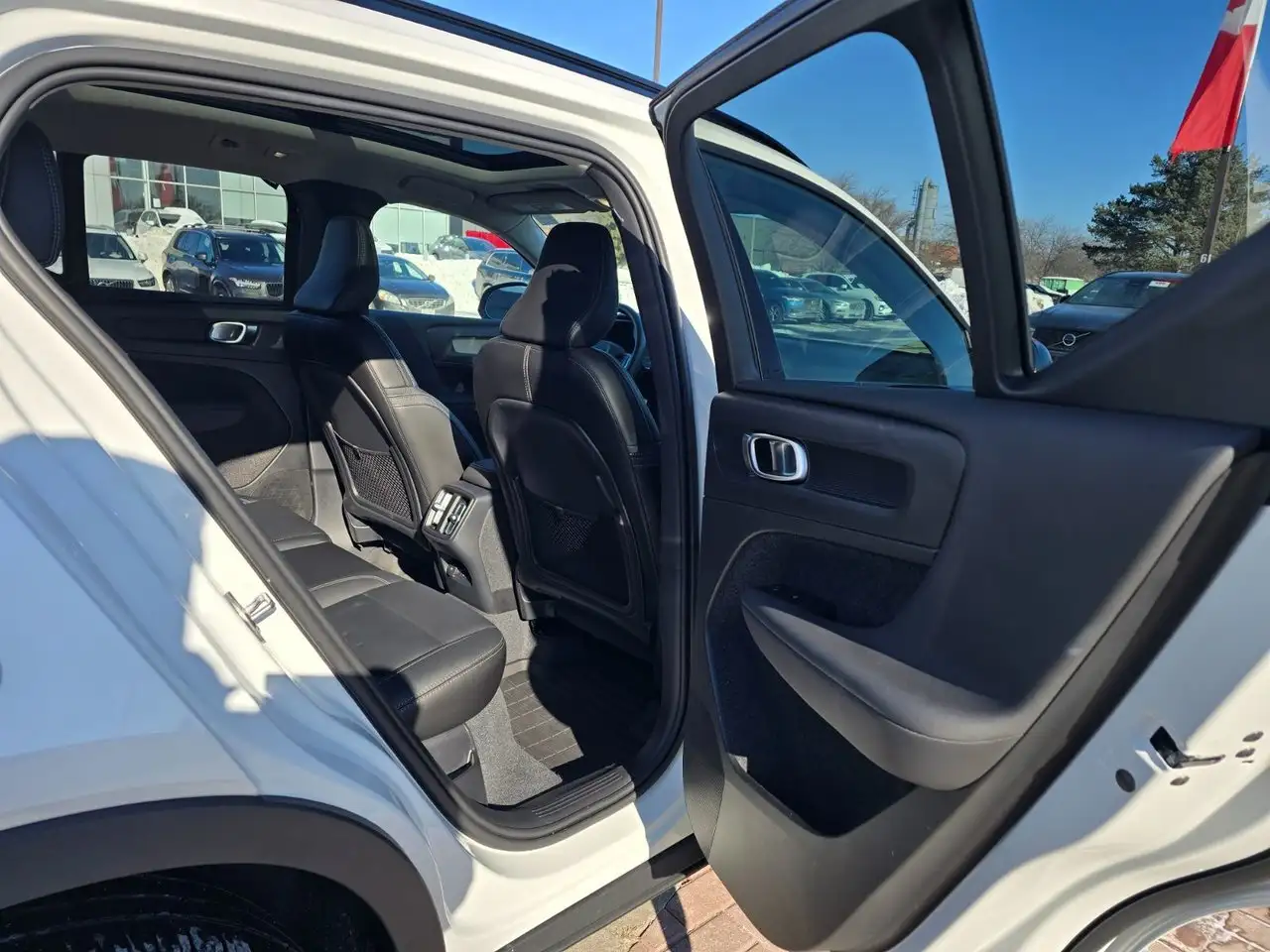 Volvo XC40 снимка Volvo XC40