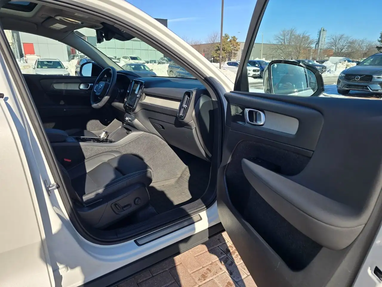 Volvo XC40 снимка Volvo XC40