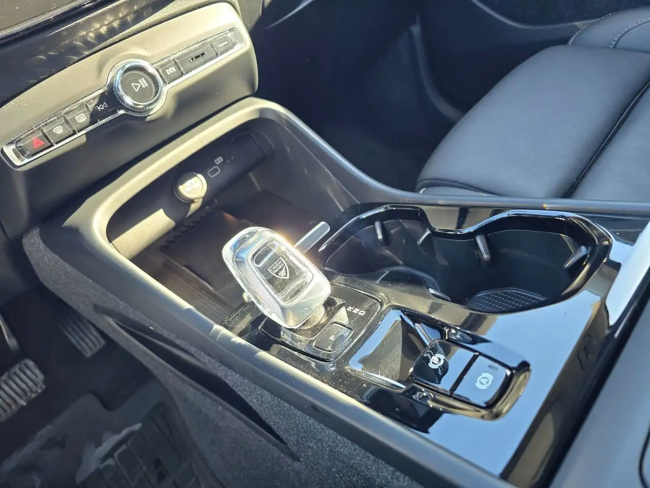 Volvo XC40 снимка Volvo XC40