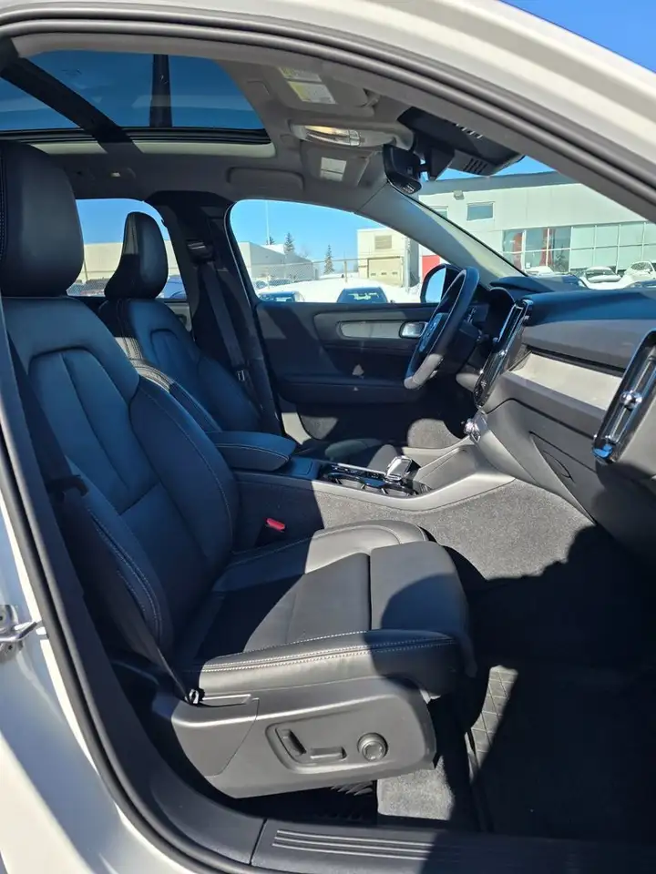 Volvo XC40 снимка Volvo XC40