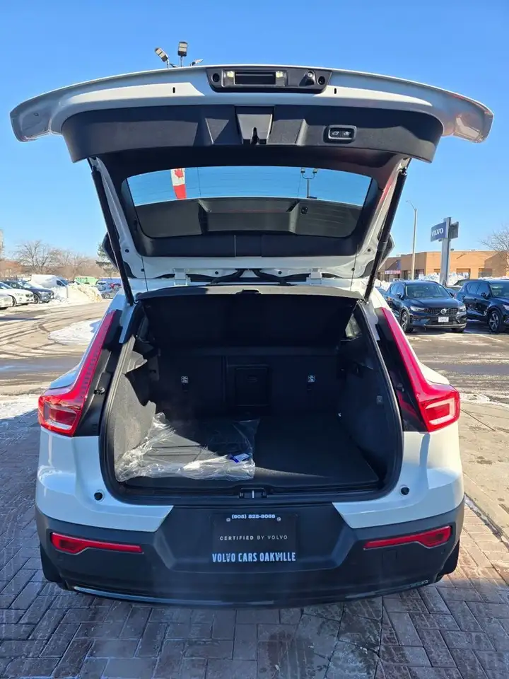 Volvo XC40 снимка Volvo XC40