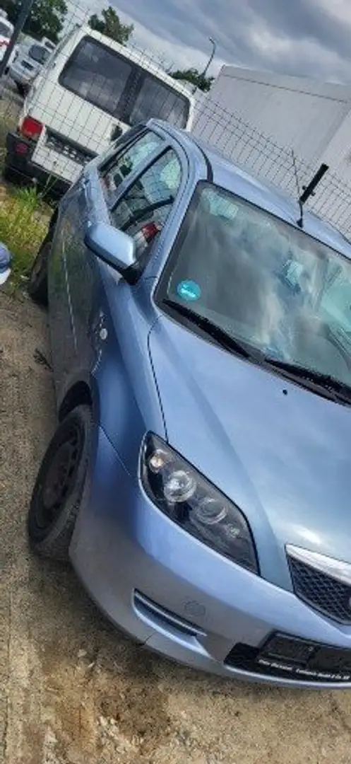 Mazda 2 1.4l Active Silber - 2