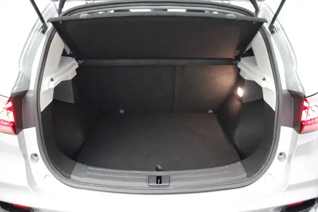 MG ZS view 10