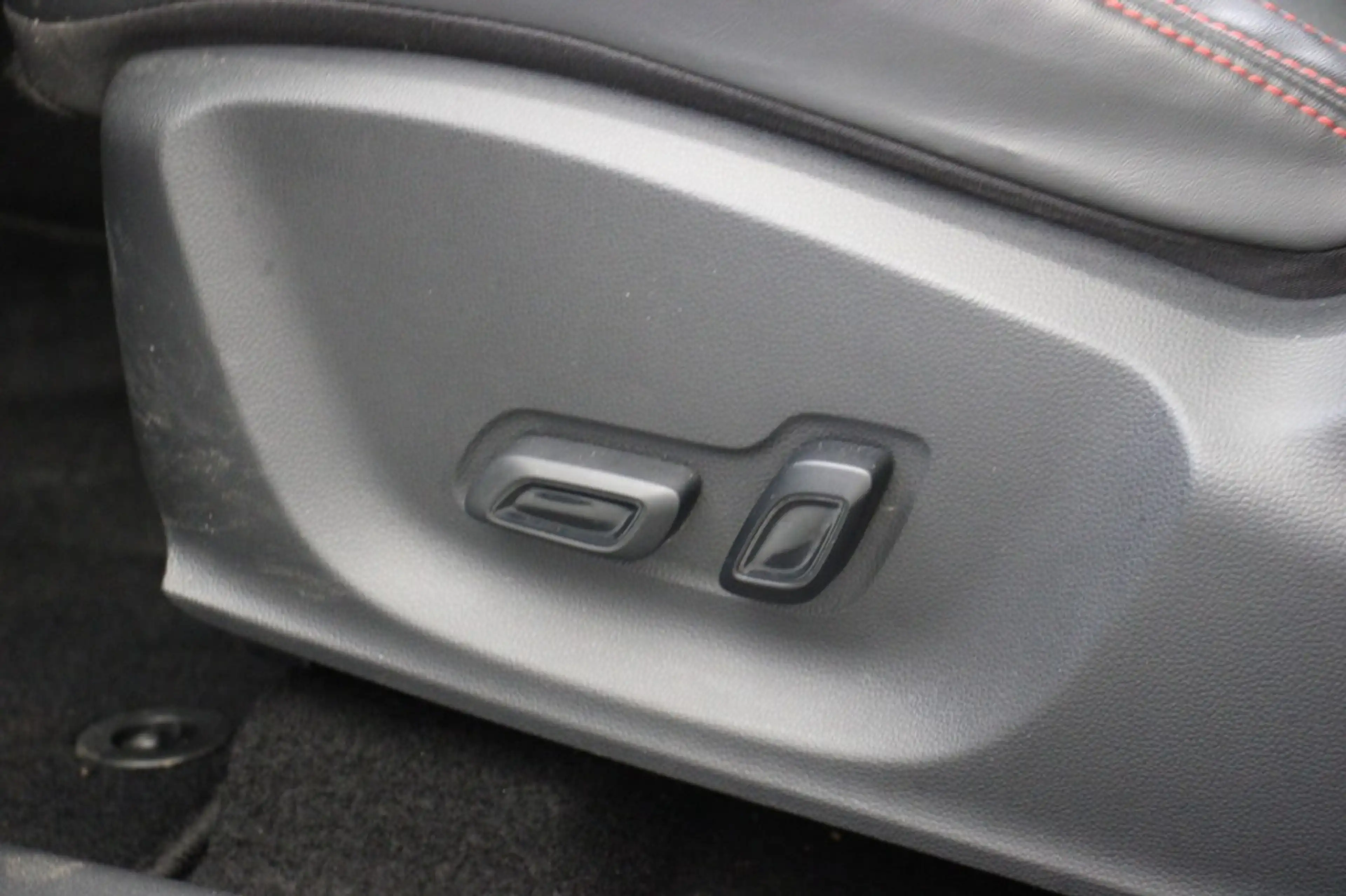 MG ZS Long Range Luxury 70 kWh - Panorama, Carplay, Came — photo 7