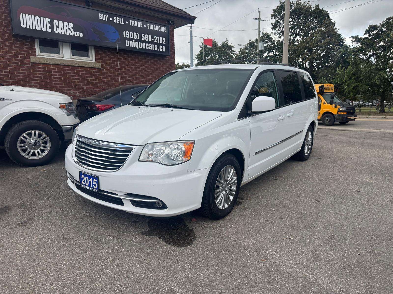 2015 Chrysler Town & Country Touring