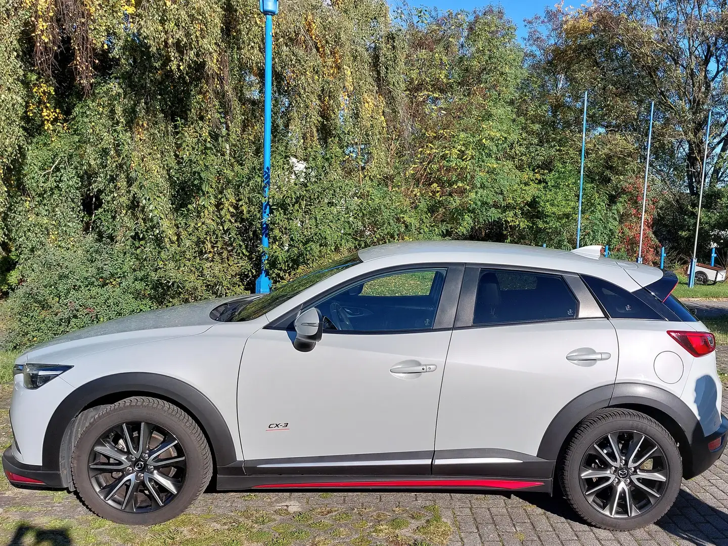 Mazda CX-3 CX-3 SKYACTIV-G 120 SKYACTIV-Driv FWD Sports-Line Bílá - 1