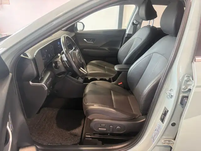 Hyundai Kona view 8