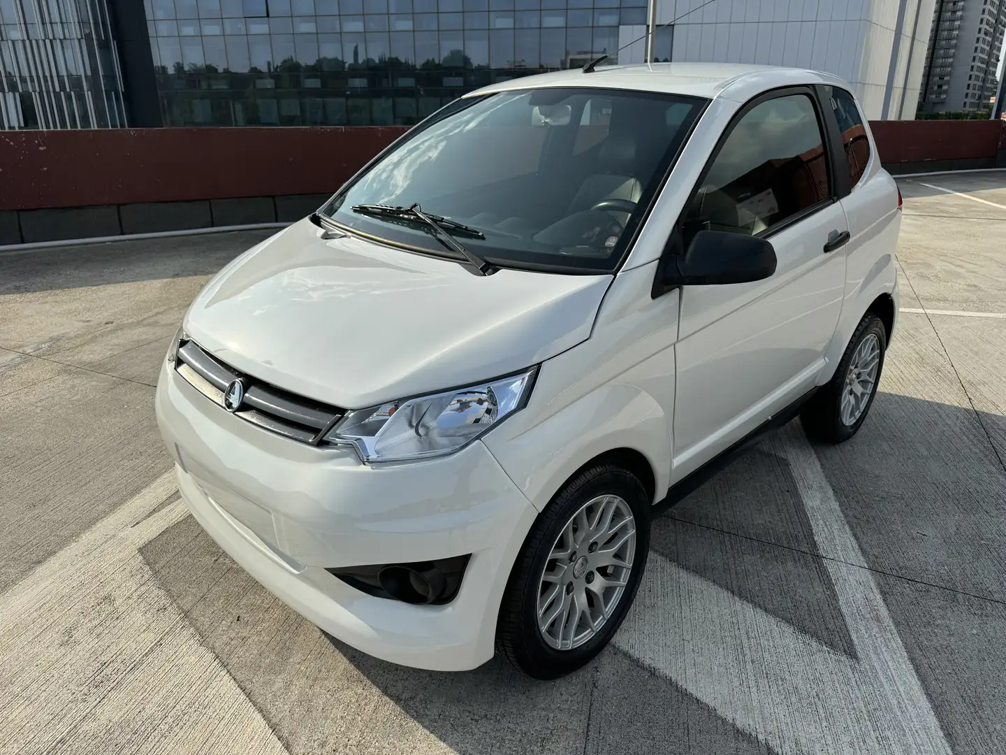 Aixam City Premium TAGLIANDATA! PARI NUOVO! Bianco - 1