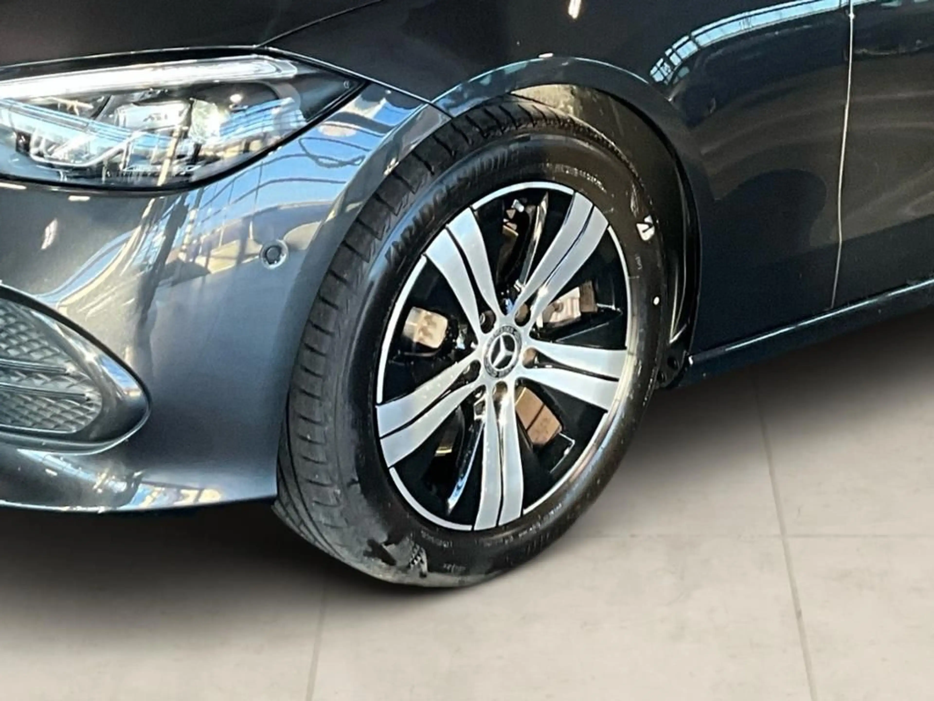 Mercedes-Benz C 200 T Avantgarde AUT Fernlichtass. Kam. KlimaA — photo 3