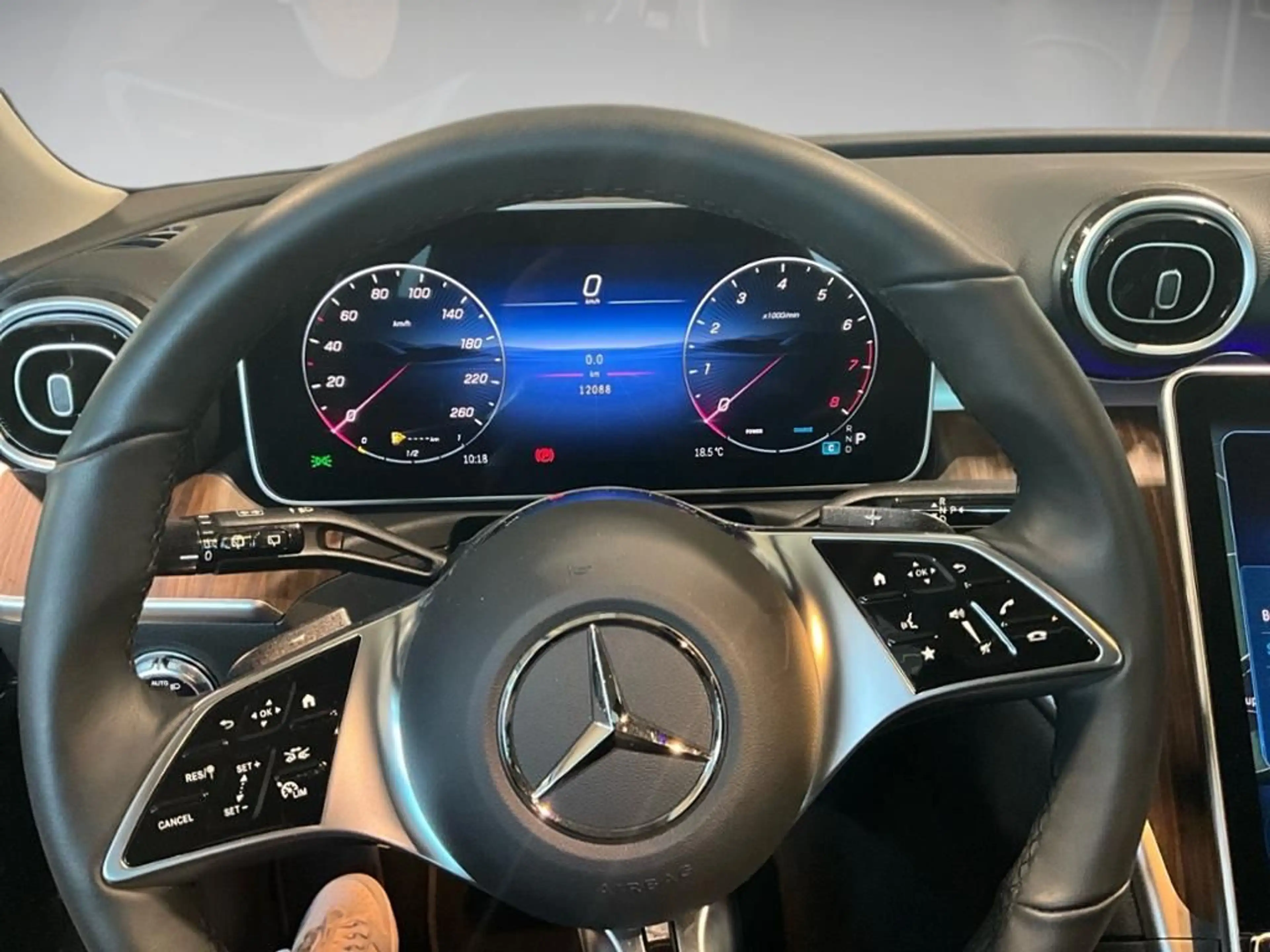 Mercedes-Benz C 200 T Avantgarde AUT Fernlichtass. Kam. KlimaA — photo 12
