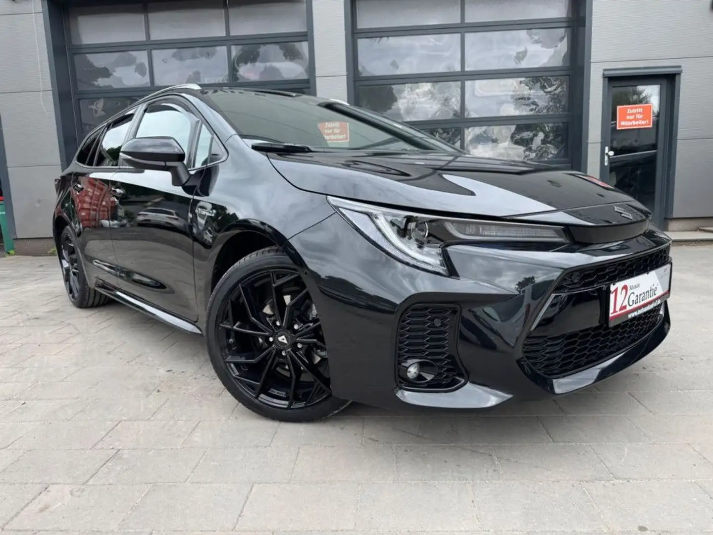 Suzuki Swace 1.8 Hybrid Comfort+ Schwarz - 1
