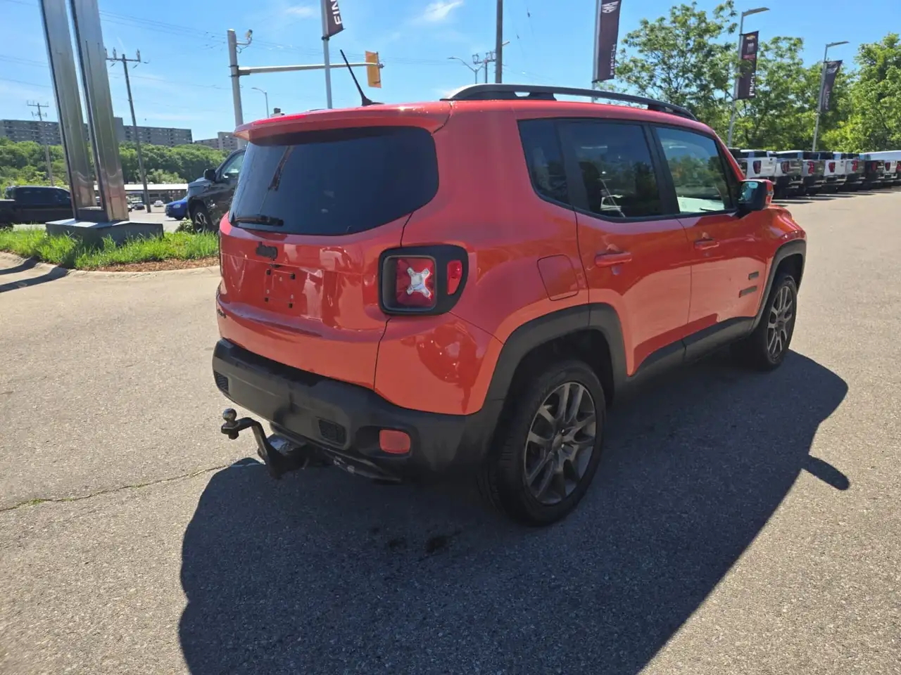 Jeep Renegade снимка Jeep Renegade