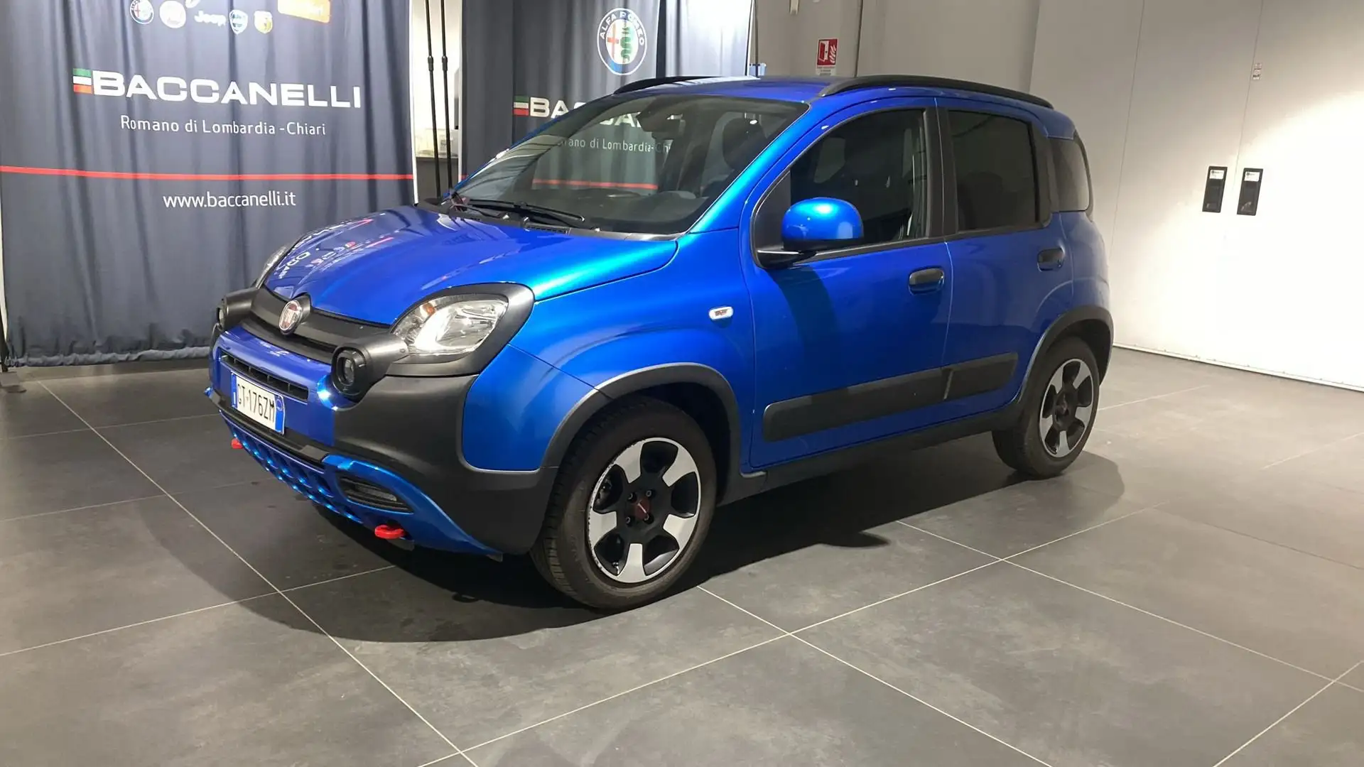 Fiat Panda 1.0 FireFly S&S Hybrid Bleu - 1