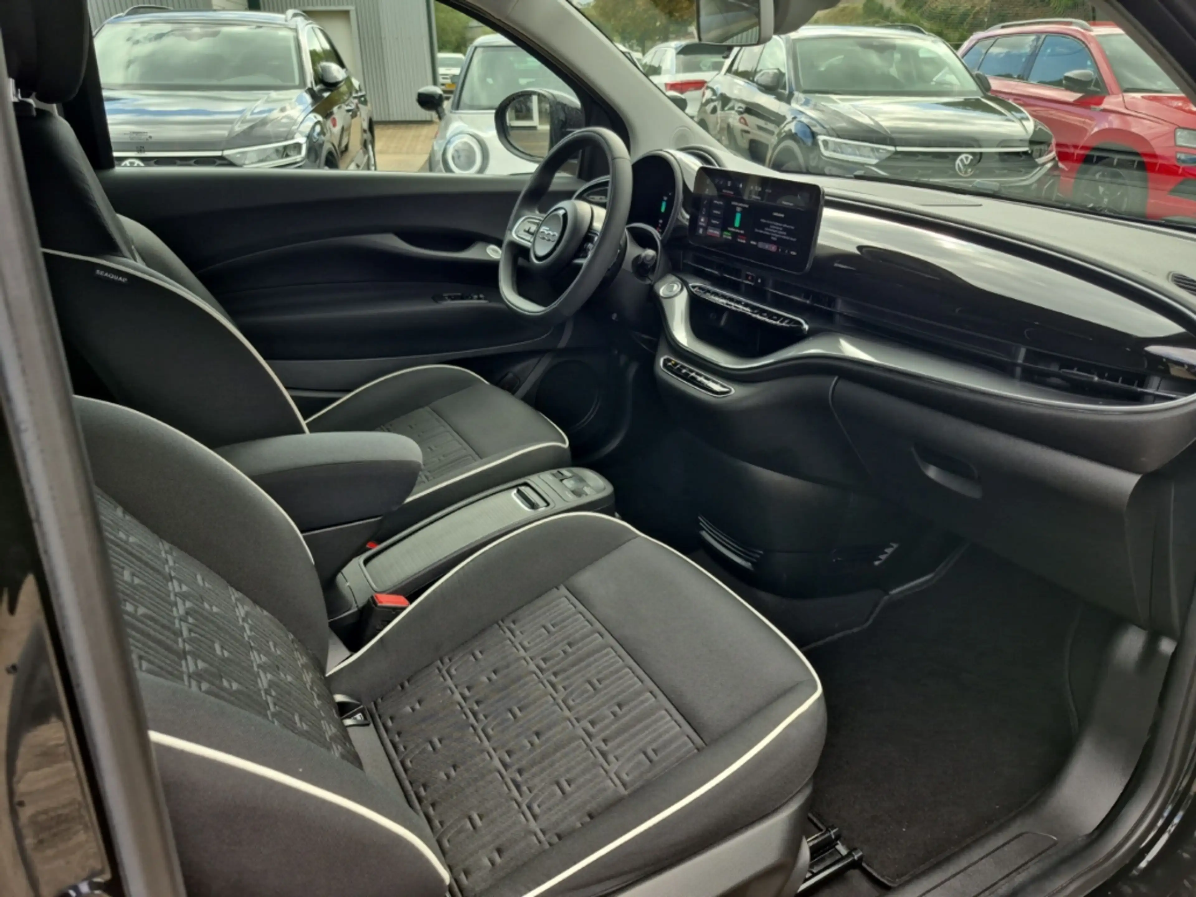 Fiat 500e Kamera Keyless Sitzheizung — photo 8