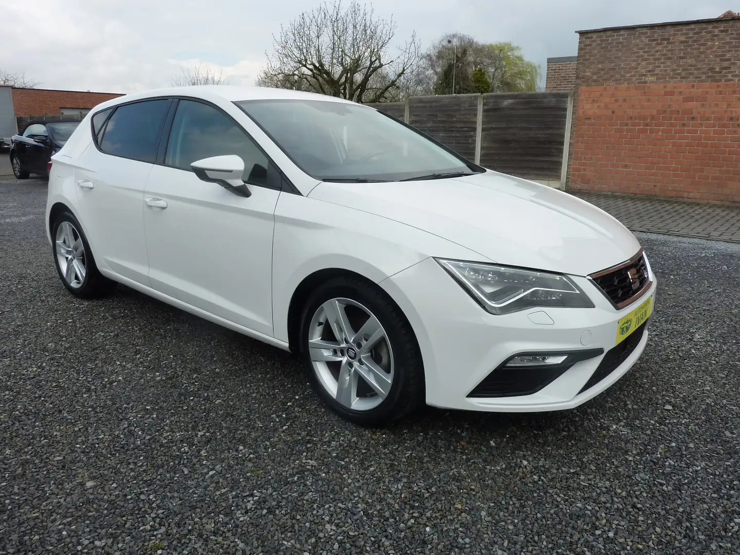 SEAT Leon 1.4 TSI FR Wit - 1