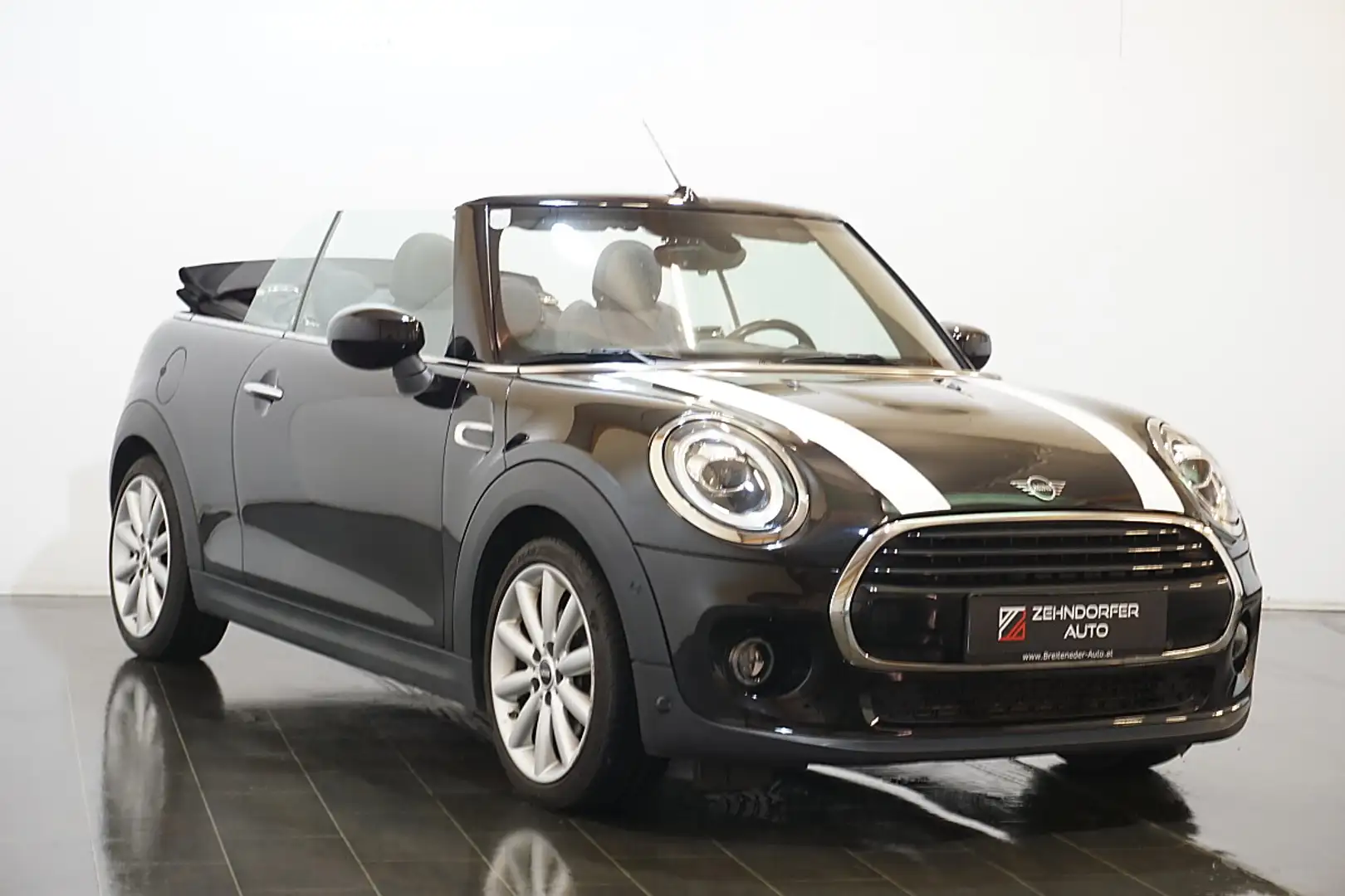 MINI Cooper Cabrio MINI Cooper Cabrio Automatik / NAVI / LED / Ein... Schwarz - 2
