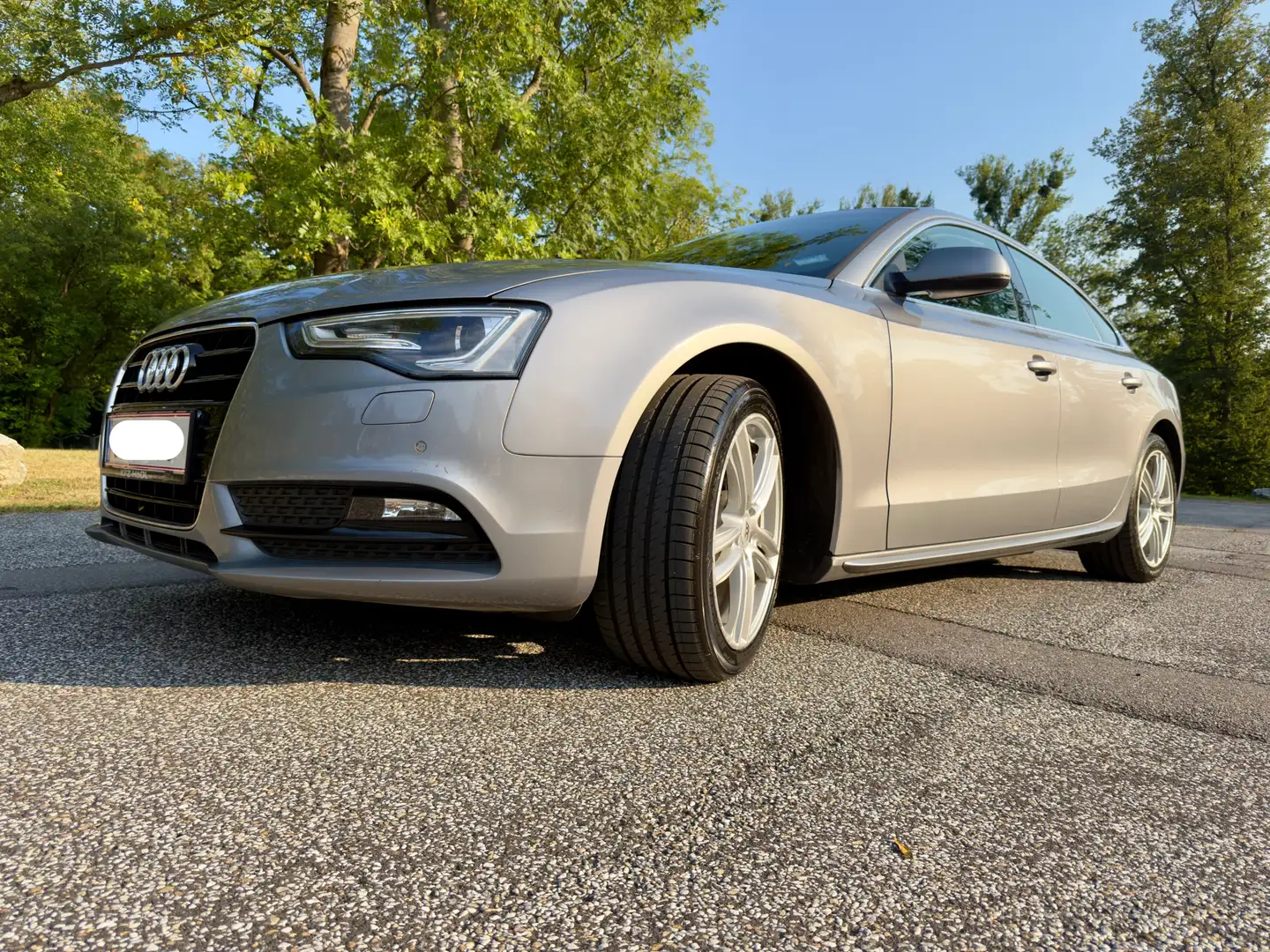 Audi A5 A5 SB 1,8 TFSI Aut. Silber - 2