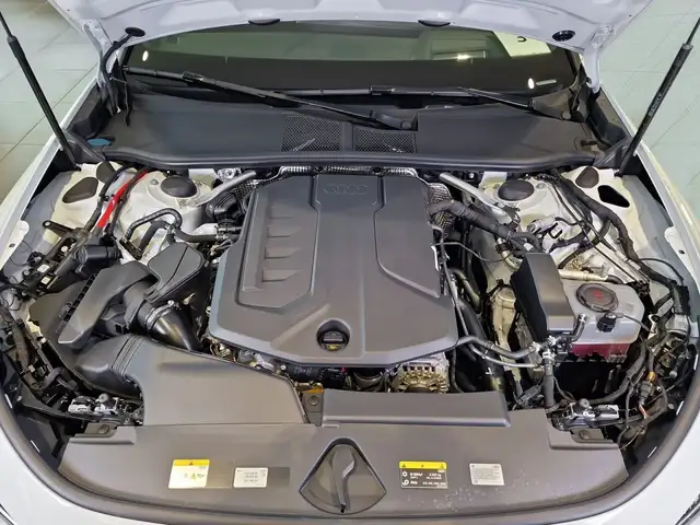 Audi A5 view 11