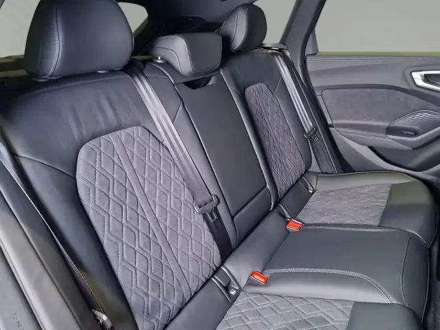 Audi A5 view 8