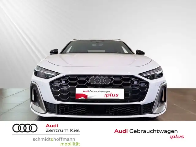 Audi A5 view 2