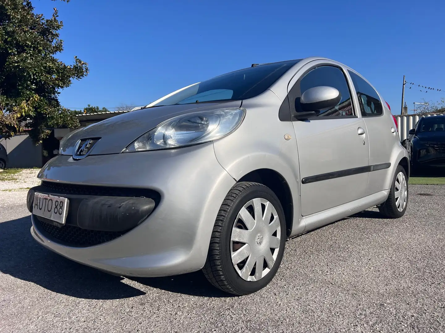 Peugeot 107 107 5p 1.0 12v Urban Move Argent - 1