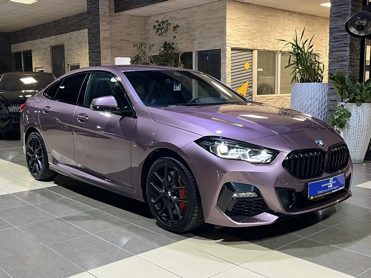 BMW 220 M Sport Individual Edition Colorvision Violett - 1