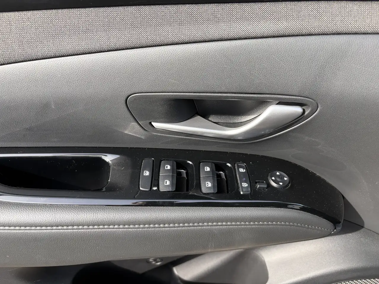 Hyundai TUCSON снимка Hyundai TUCSON