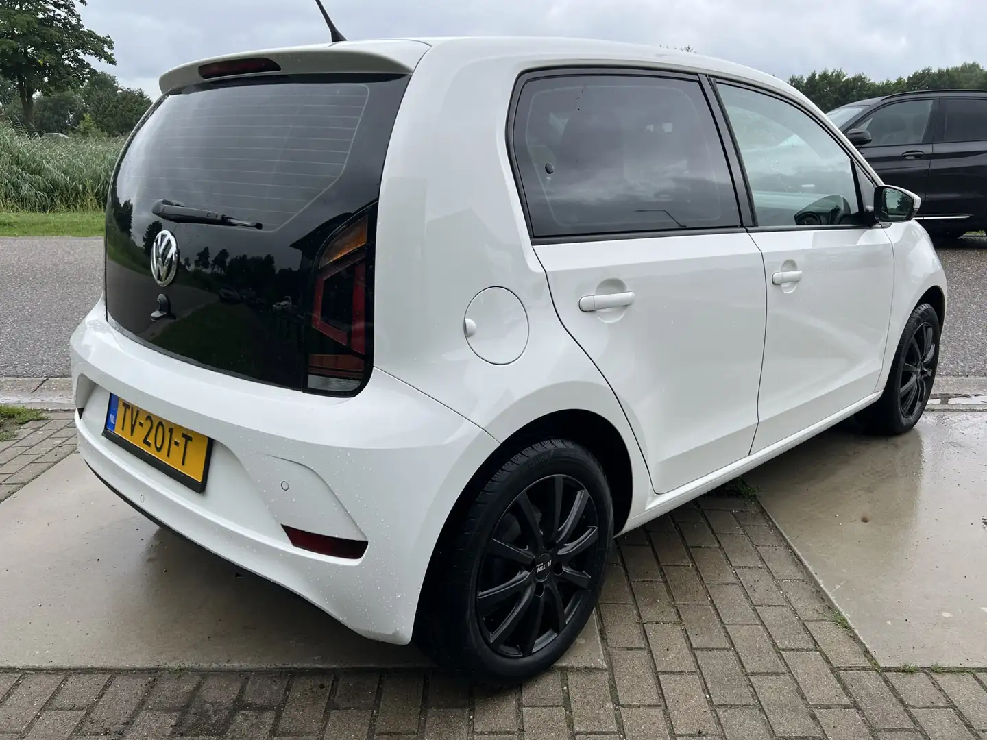 Volkswagen up! 1.0 BMT move up! / Cruise / Parkeersensoren / 15' Білий - 2