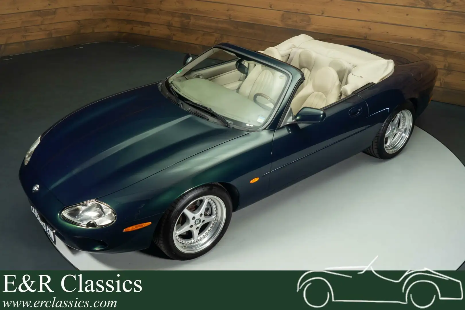 Jaguar XK8 Cabriolet | 1998 Groen - 1