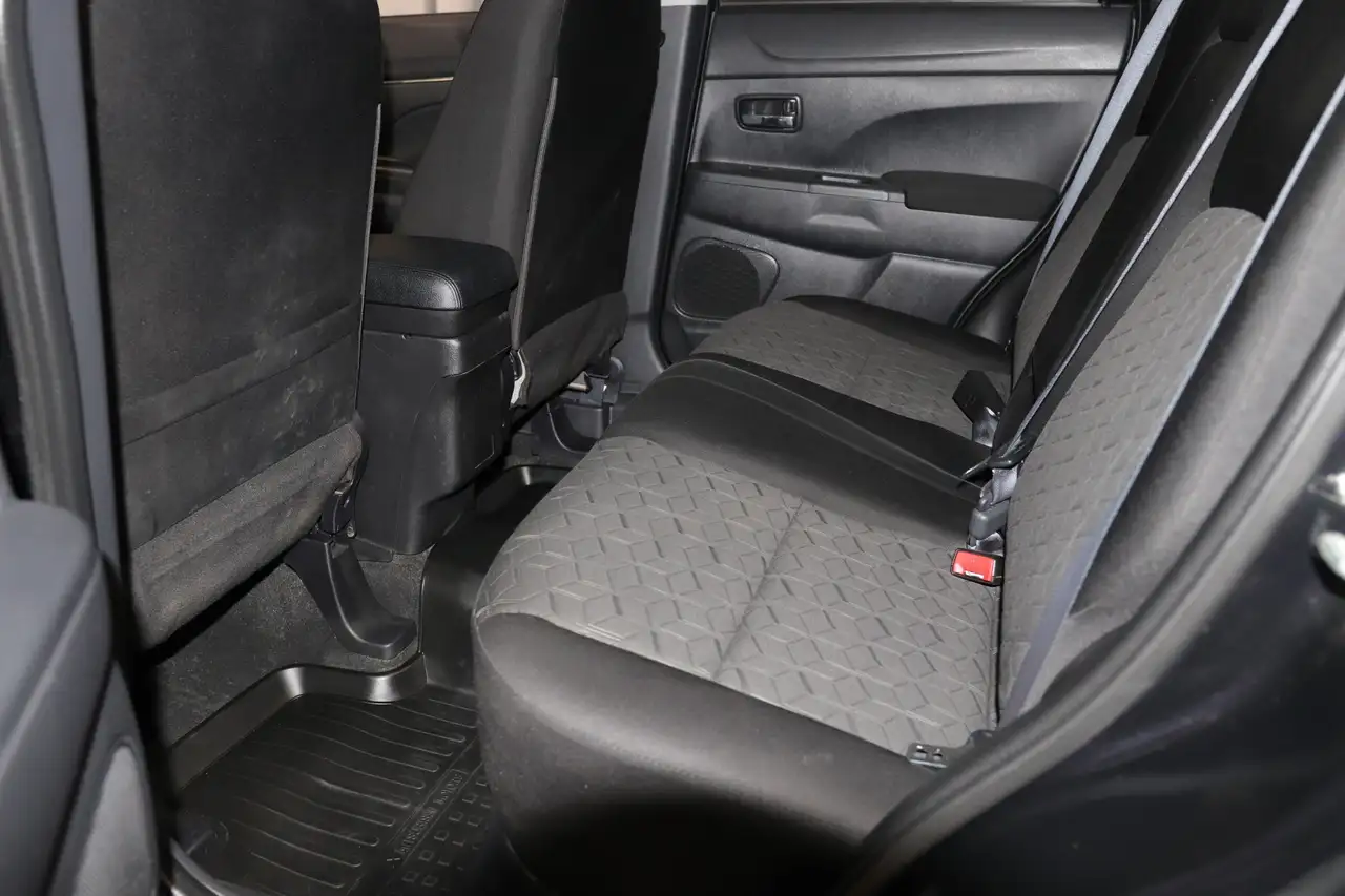 Mitsubishi RVR снимка Mitsubishi RVR