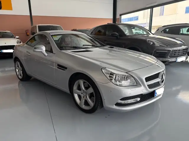 Mercedes-Benz SLK 250 BE 7G Plus