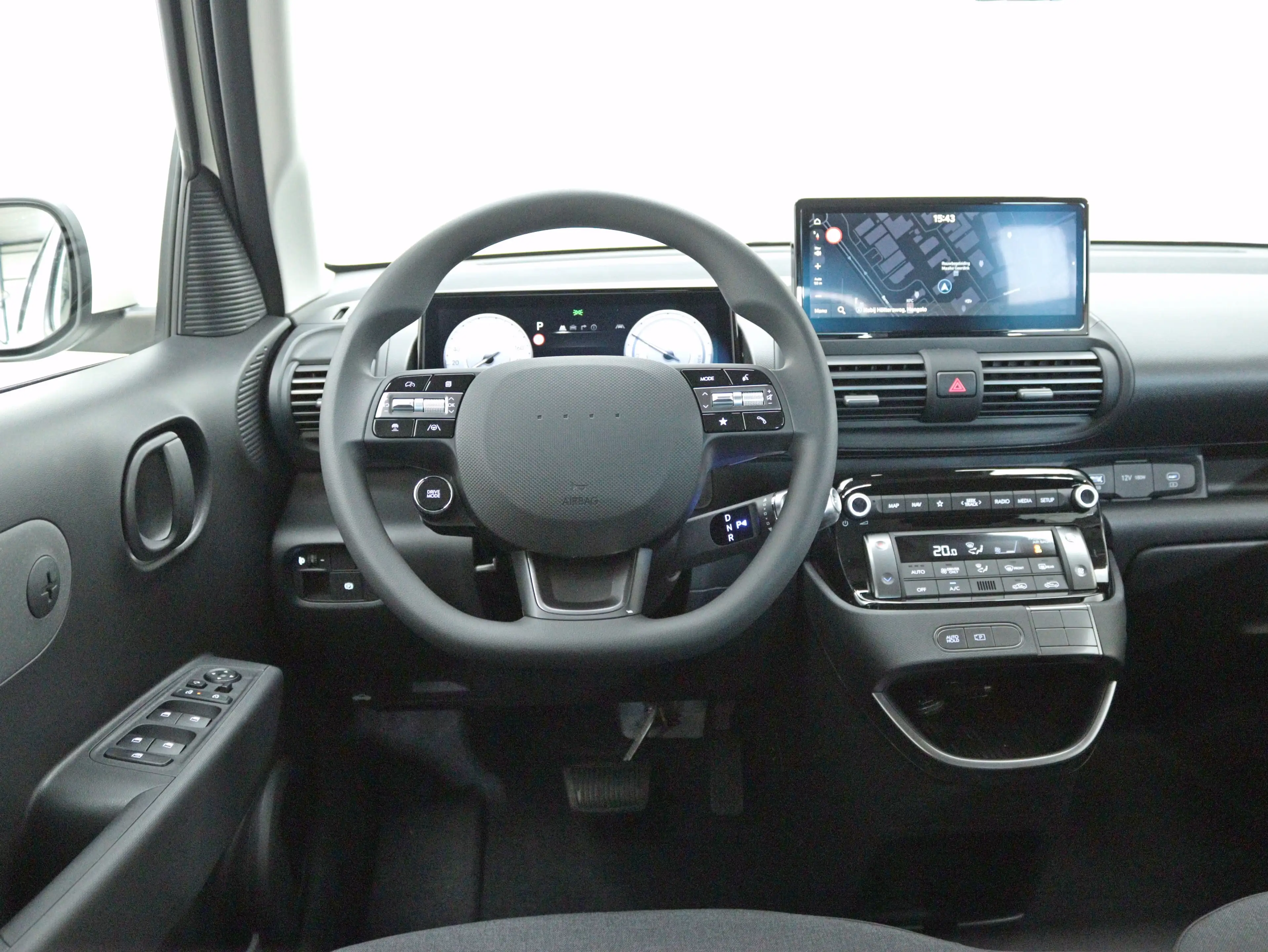 Hyundai Inster Electric 42 kWh E-Motion (Unbleached Ivory) — photo 3