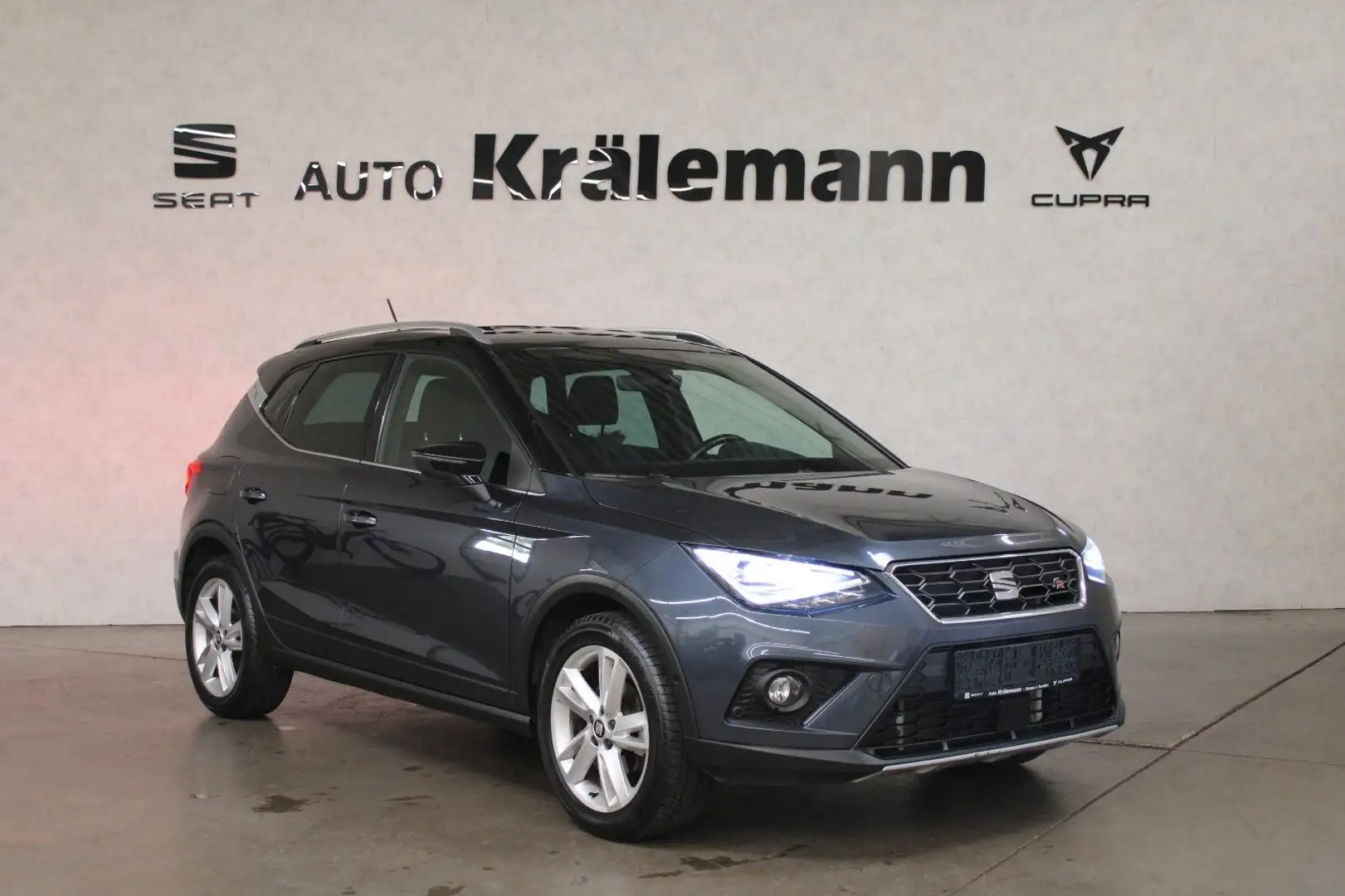 SEAT Arona FR 1,0 TSI DSG Navi / LED Grau - 1