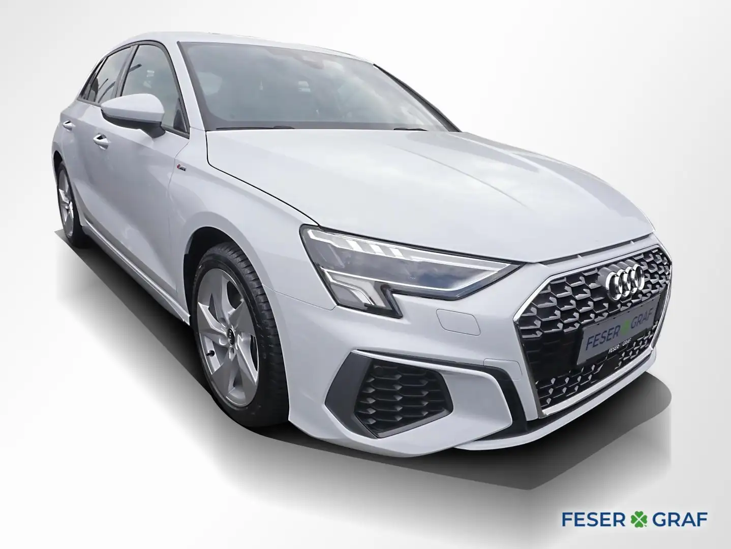 Audi A3 35 TFSI 2x S line AHK LED Navi RüKa Weiß - 2
