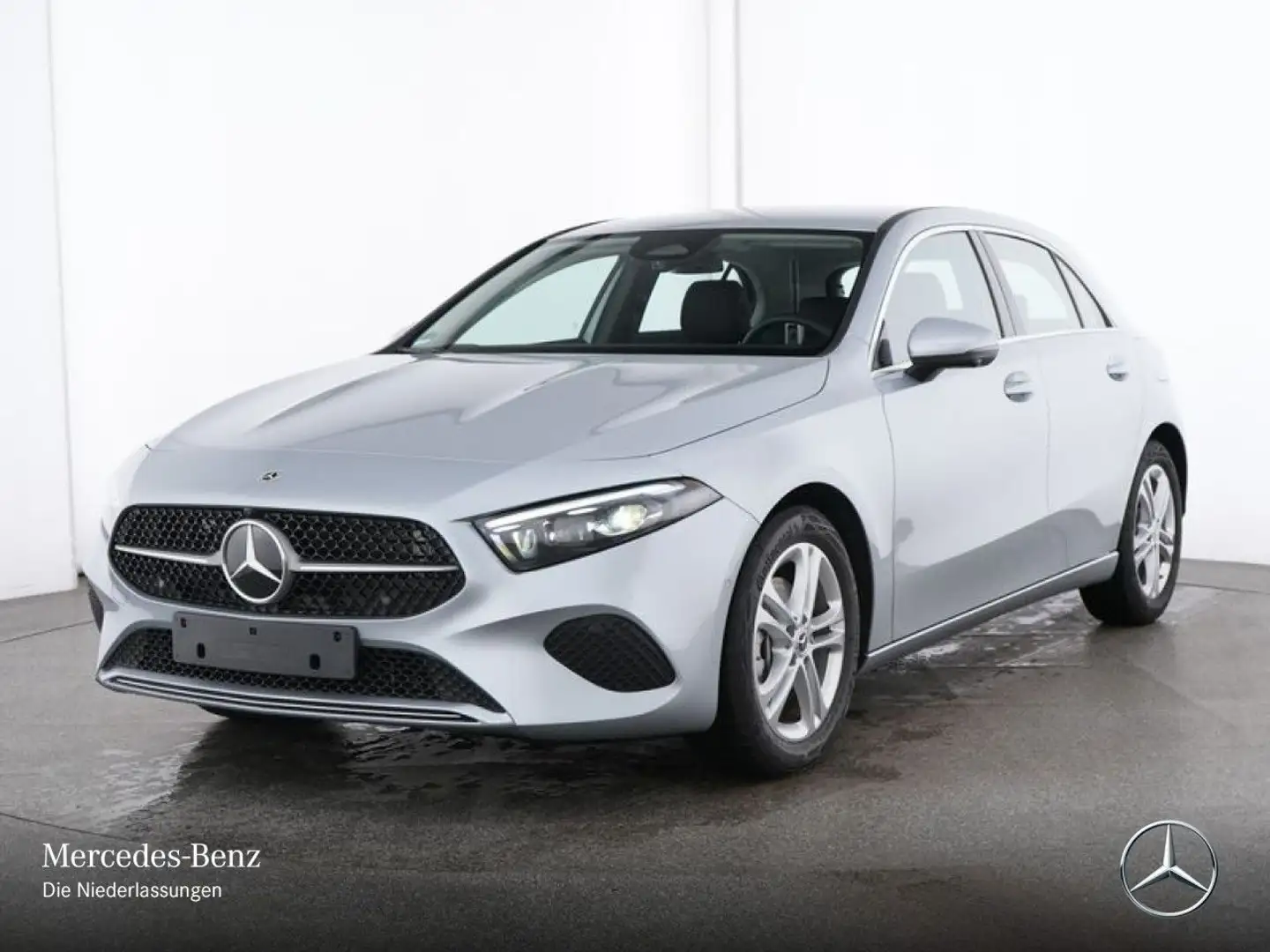 Mercedes-Benz A 200 PROGRESSIVE+360°+AHK+MULTIBEAM+TOTW+7G Silber - 2