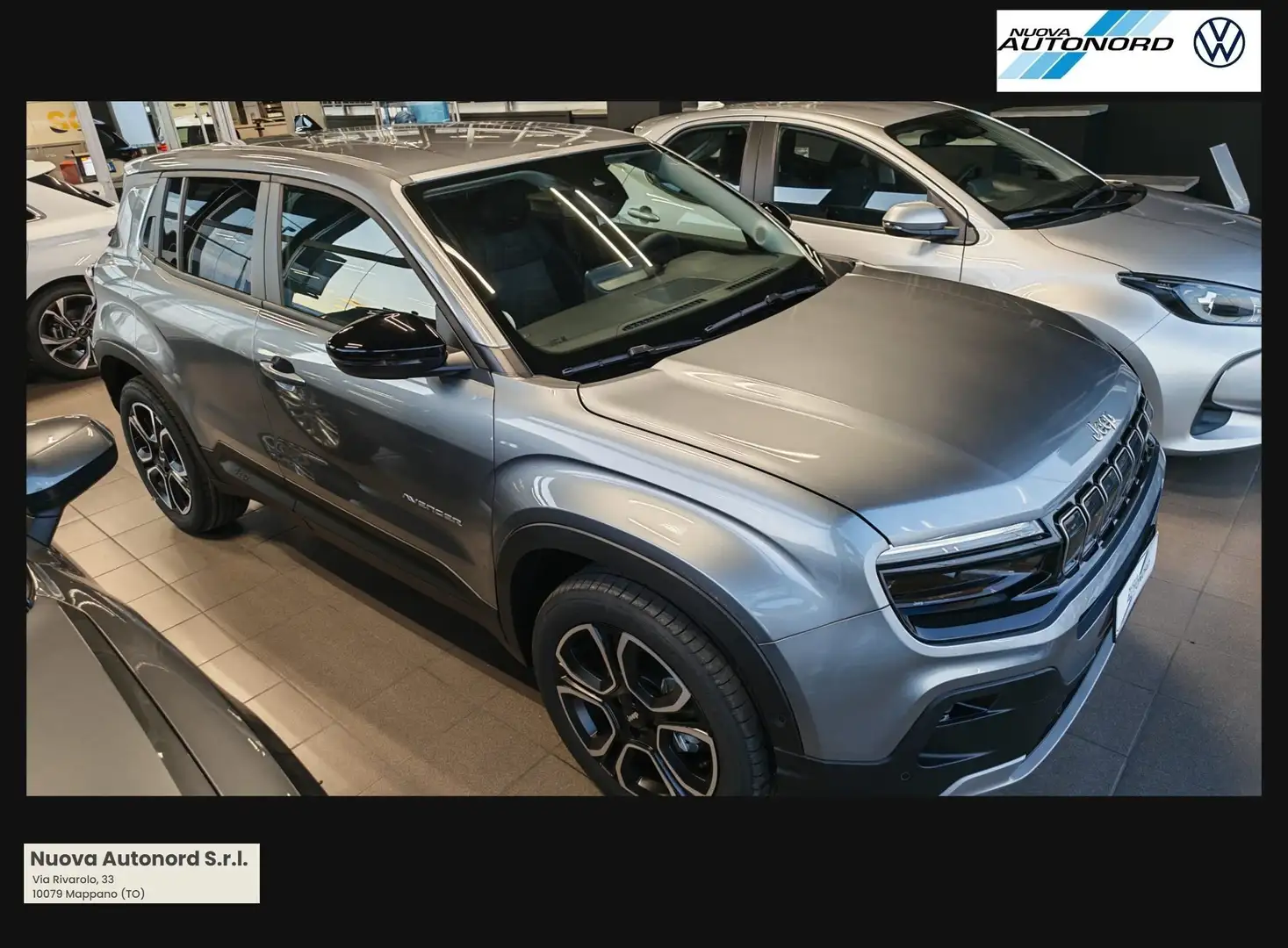 Jeep Avenger Avenger 1.2 turbo Summit fwd 100cv Grau - 1